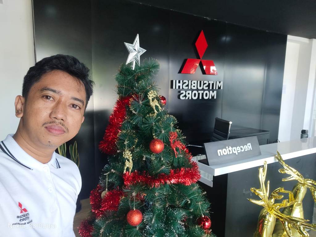 Sales Mobil Mitsubishi MJ Arifin 1